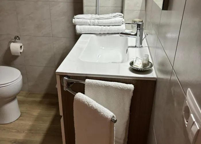 Couette-café And 3*